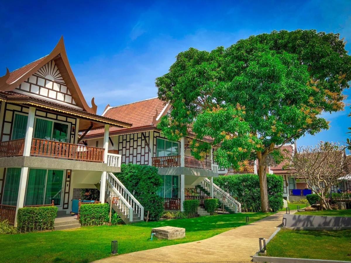 Aura Samui Best Beach Hotel - Sha Plus Lamai Beach  Exterior photo