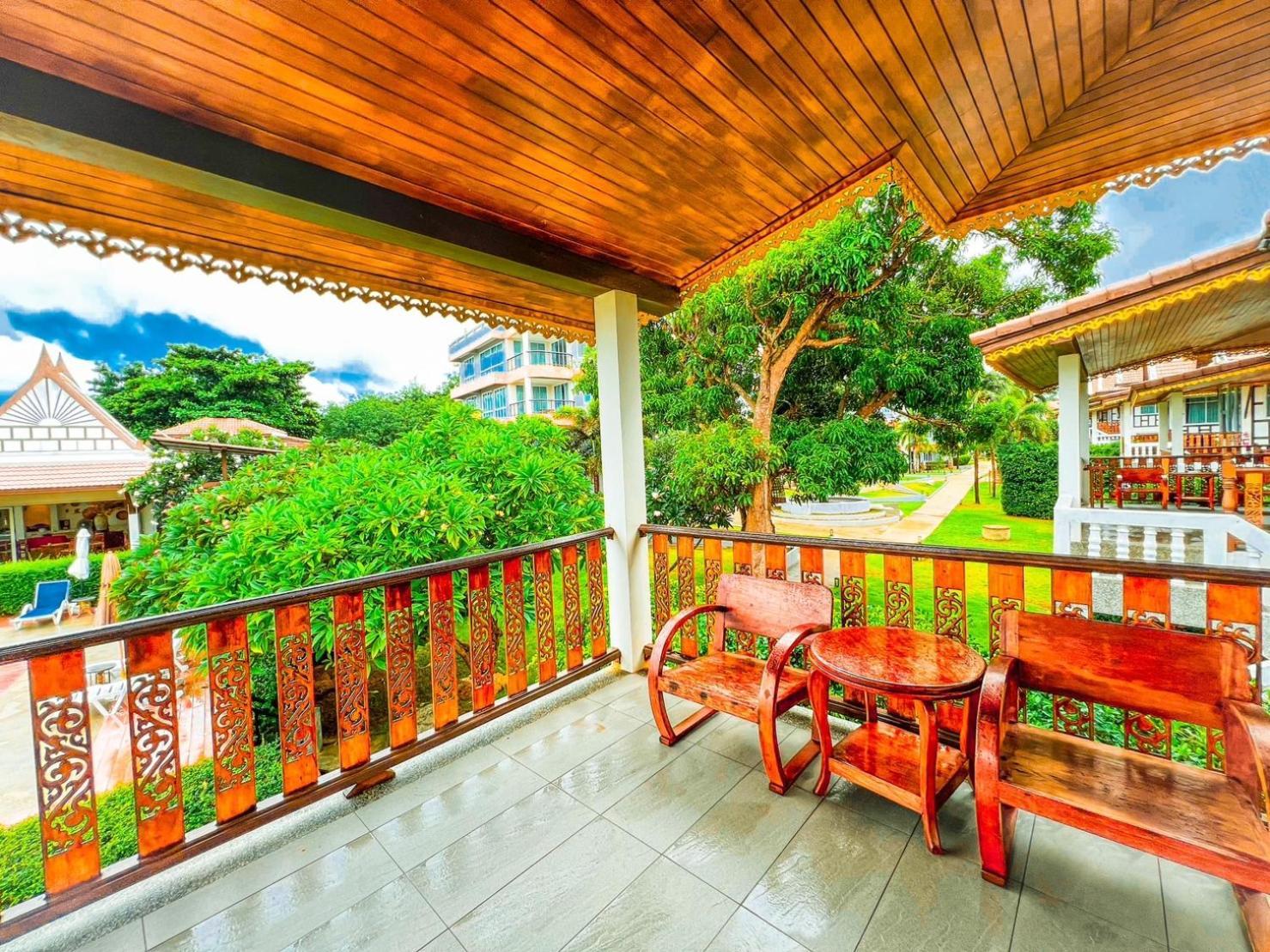 Aura Samui Best Beach Hotel - Sha Plus Lamai Beach  Exterior photo
