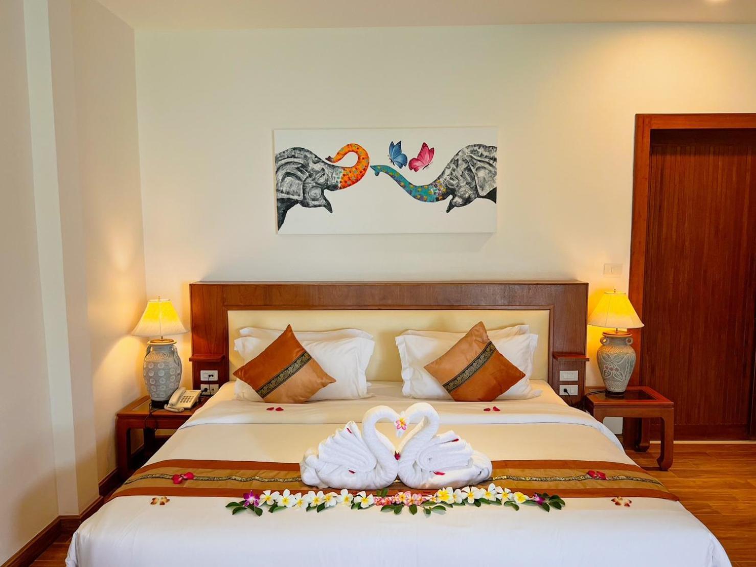 Aura Samui Best Beach Hotel - Sha Plus Lamai Beach  Exterior photo