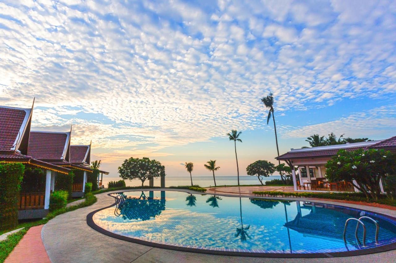 Aura Samui Best Beach Hotel - Sha Plus Lamai Beach  Exterior photo